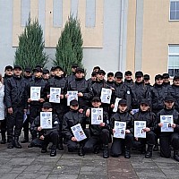 Ślubowanie uczniów klasy policyjnej w Nowogardzie